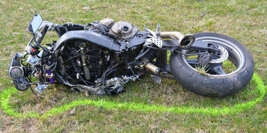 Horror-Crash: Zwei Biker tot