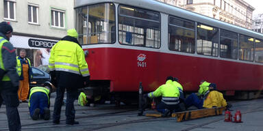 Verkehrs-Chaos nach Bim-Unfall in Wien
