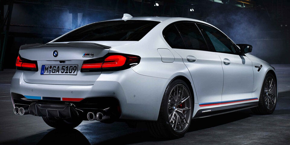 BMW schärft Optik des neuen 5er nach