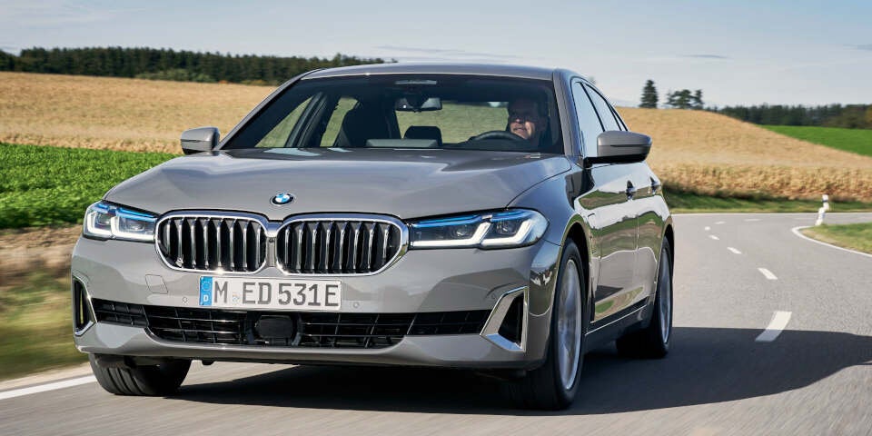 BMW 3er & 5er: Neue Plug-in-Hybrid-Einstiegsmodelle