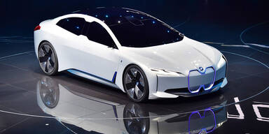 BMW setzt sich bei E-Autos hohe Ziele