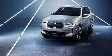 BMW baut Elektro-Bauteile für iX3 in Steyr