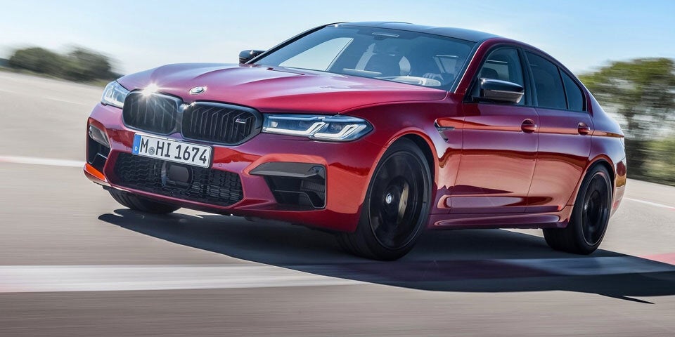 BMW frischt den M5 auf, Mercedes den AMG E 63