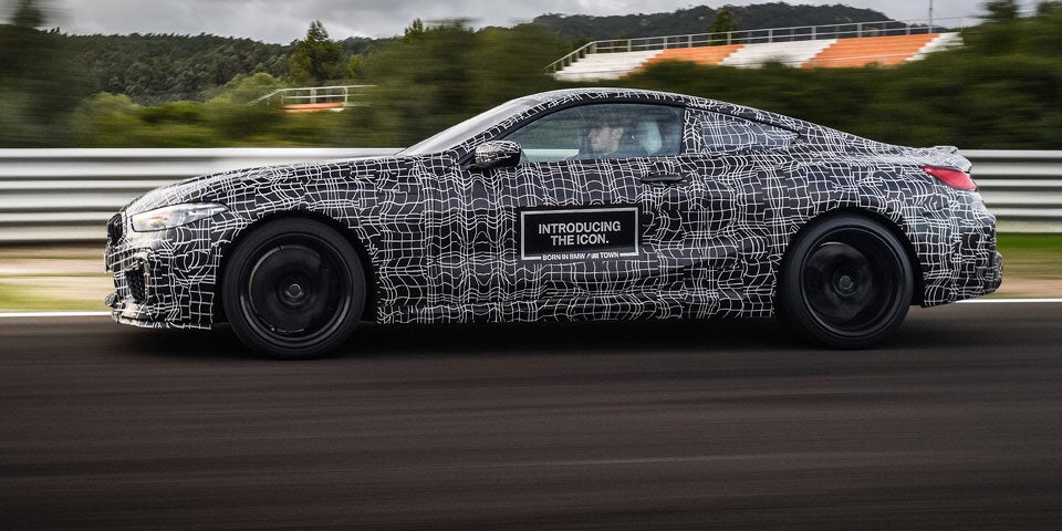 BMW lässt neuen M8 von der Leine