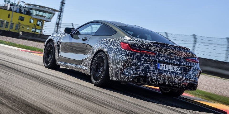 Neuer BMW M8 bekommt Rennsport-Anzeigen