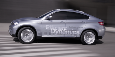 Statt auf Wasserstoff setzt BMW verstärkt auf den Hybridantrieb, wie hier beim X6 Active Hybrid. Bild: BMW AG