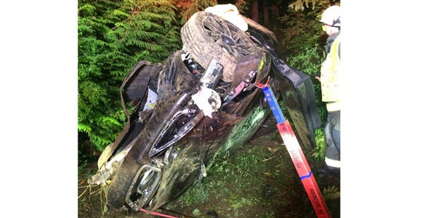 Horror-Crash mit Hybrid-Sportwagen BMW i8