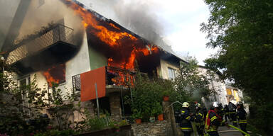 Großeinsatz: Wohnhaus in Melk in Flammen