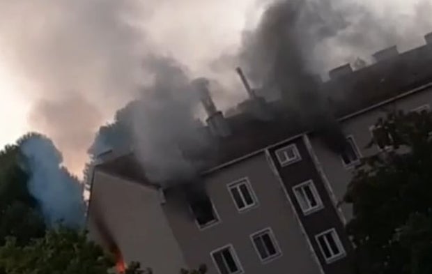 Aus Fenster gesprungen: Mutter starb nach Feuer-Drama