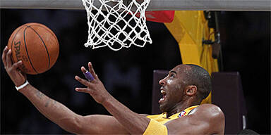 Bryant führt Lakers aus dem Tief