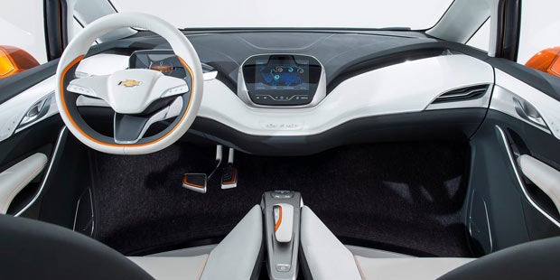 GM greift mit dem Bolt den BMW i3 an