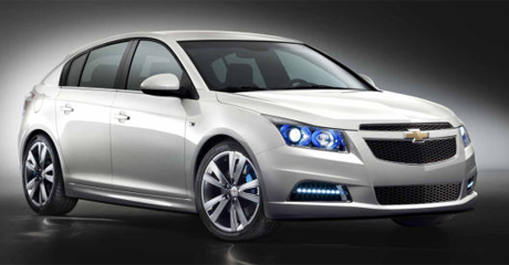 Neuer Chevrolet Cruze auf dem Pariser Salon 2010