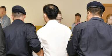 China-Mafioso prügelte Opfer ins Koma