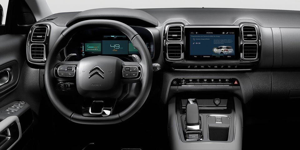 Citroen C5 Aircross Plug-in-Hybrid startet