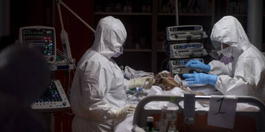 Ende der Pandemie? Top-Virologe schockt mit Prognose