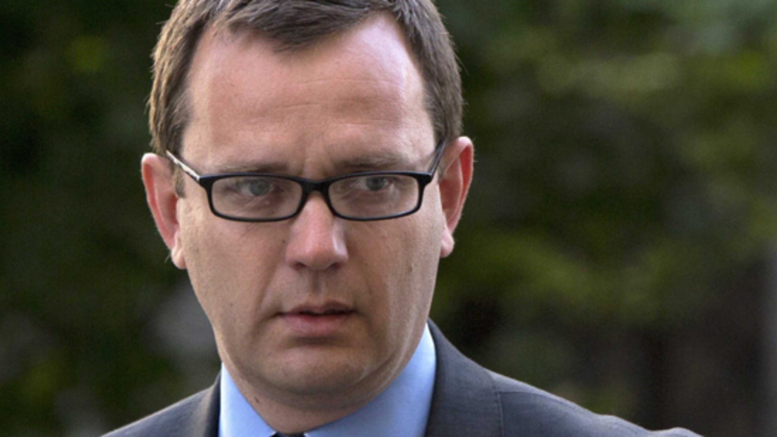 CameronVertrauter muss in den Knast oe24.at