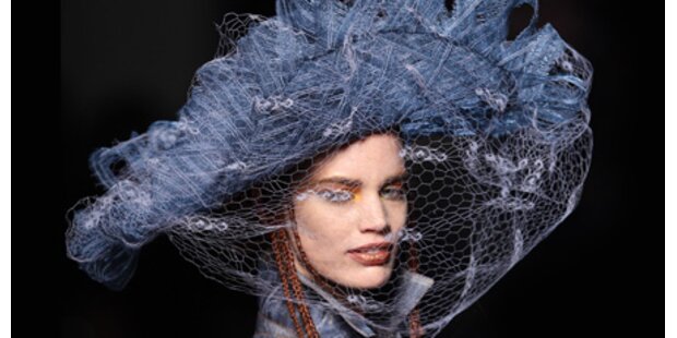 Fashion Week: Gaultier & Valentino