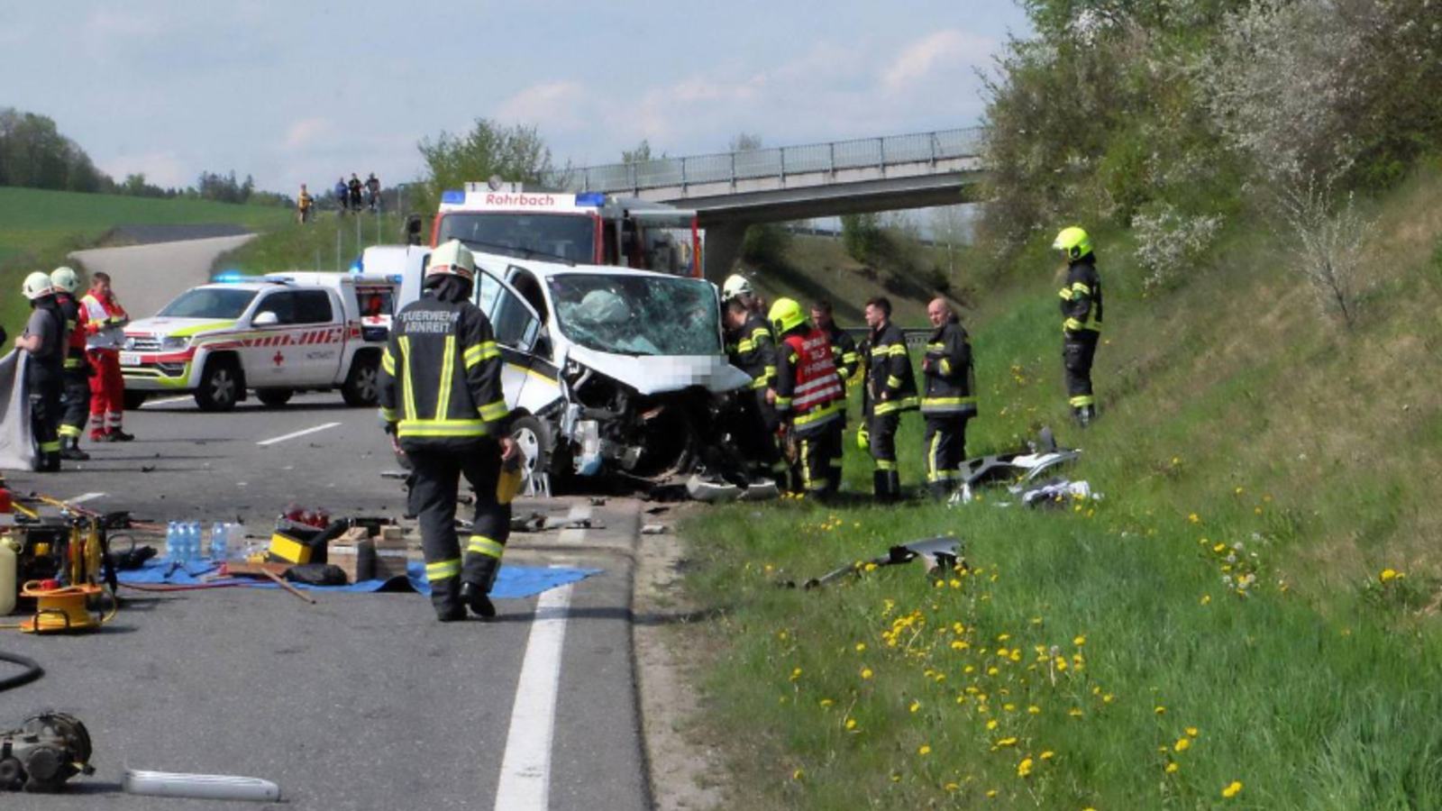 Autofahrer (44) Stirbt Bei Frontal-Crash Im Mühlviertel - Oe24.at