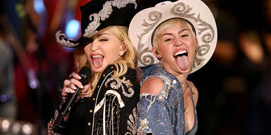 Madonna & Miley Cyrus