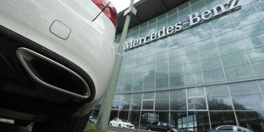 KBA nimmt Mercedes-Autos unter die Lupe