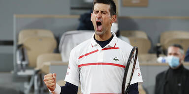 Djokovic zieht ins Halbfinale ein - Endspiel gegen Nadal naht