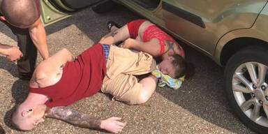 Eltern mit Heroin-Überdosis lassen Baby in Hitze-Auto