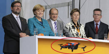 Angela Merkel Drohne