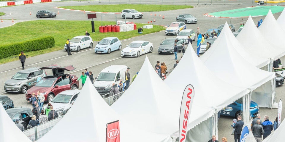 Zahlreiche E-Autos gratis testen