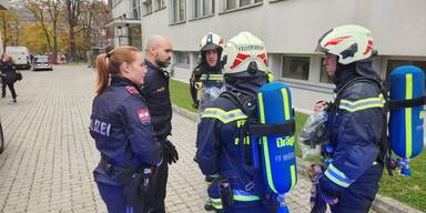 Explosive Säure entdeckt – HTL in Mödling evakuiert