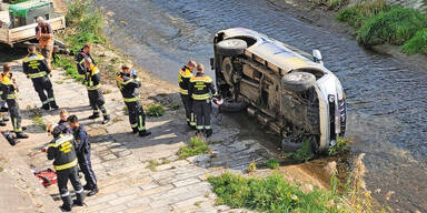 ''Rallye-Pilot'' versenkte Geländewagen in Wien-Fluss
