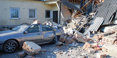Schock in NÖ: Einfamilienhaus explodiert
