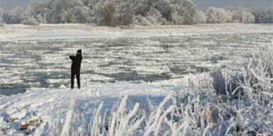 Elbe wegen Eis auf rund 100 Kilometern gesperrt