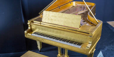600.000 Dollar für Elvis-Piano
