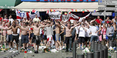 England Fans Marseille Randale