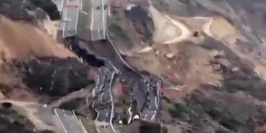 Mexiko: Highway nach Erdbeben zerstört