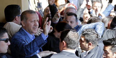 Erdogans AKP erklärt sich zum Wahlsieger