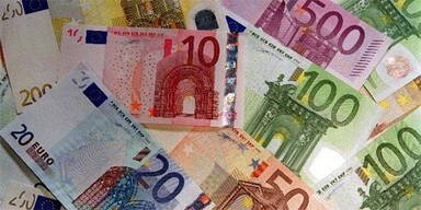 Euro hält bei 1,12 Dollar