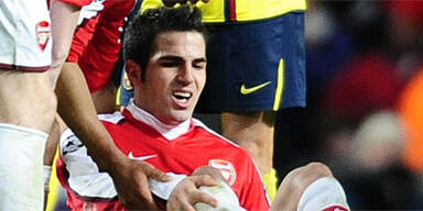 Fabregas rettet Arsenal trotz Beinbruchs