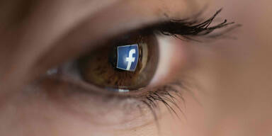 Facebook-Skandal: 43 % steigen aus