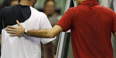 Sampras zwingt Federer in Tie-Break-Krimi