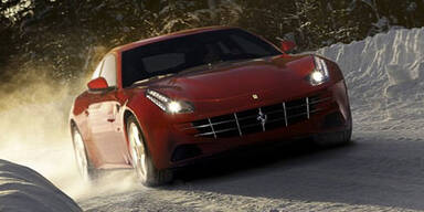 Neue Fotos und Infos vom Ferrari FF