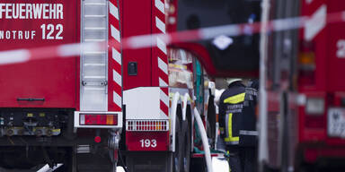 Wohnungsbrand in Brigittenau: Vier Polizisten verletzt
