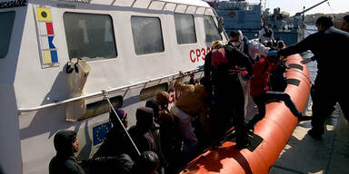 1800 Bootsflüchtlinge im Mittelmeer gerettet