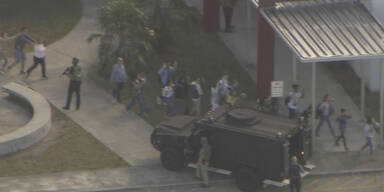 Schüsse an Schule in Florida - 17 Tote