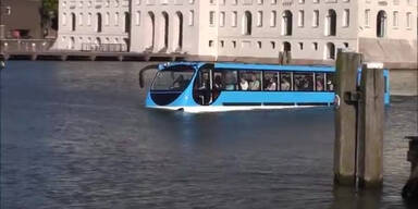 Floating Dutchman: schwimmender Bus