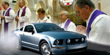 ford-mustang-kirche