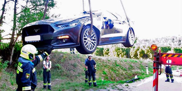Völlig neuen Ford Mustang gecrasht