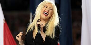Christina Aguilera beim Super Bowl