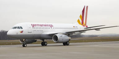Germanwings-Jet verliert Teil der Abdeckung