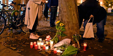 Wien Terror Trauer Blumen Kranz